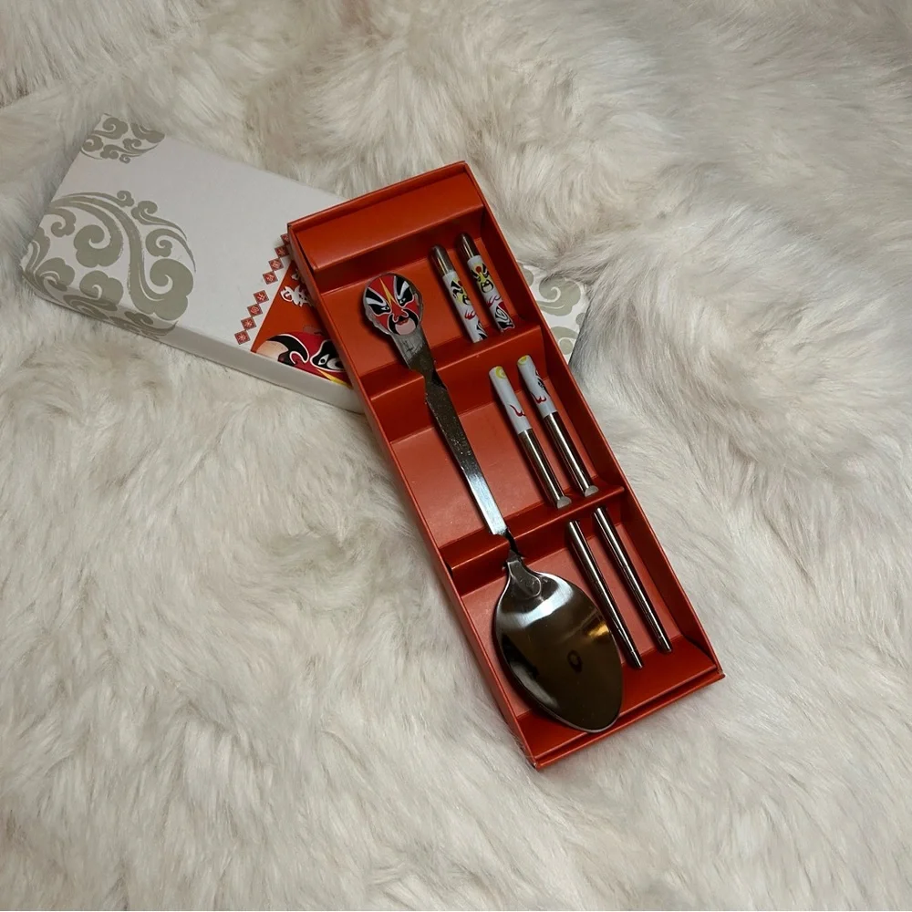 NWOT Chinese Beijing Opera Mask Silver Spoon & Chopsticks Utensil Set Gift Box